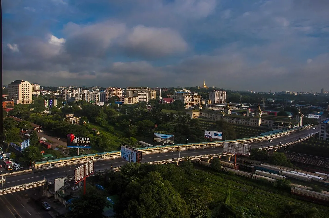 ***  Asia Plaza Hotel Rangoon Myanmar